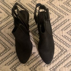 Kenneth Cole Booties